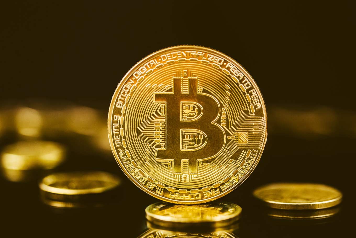 Bitcoin fund with gold price protection